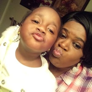 Meet your Posher, Latoya